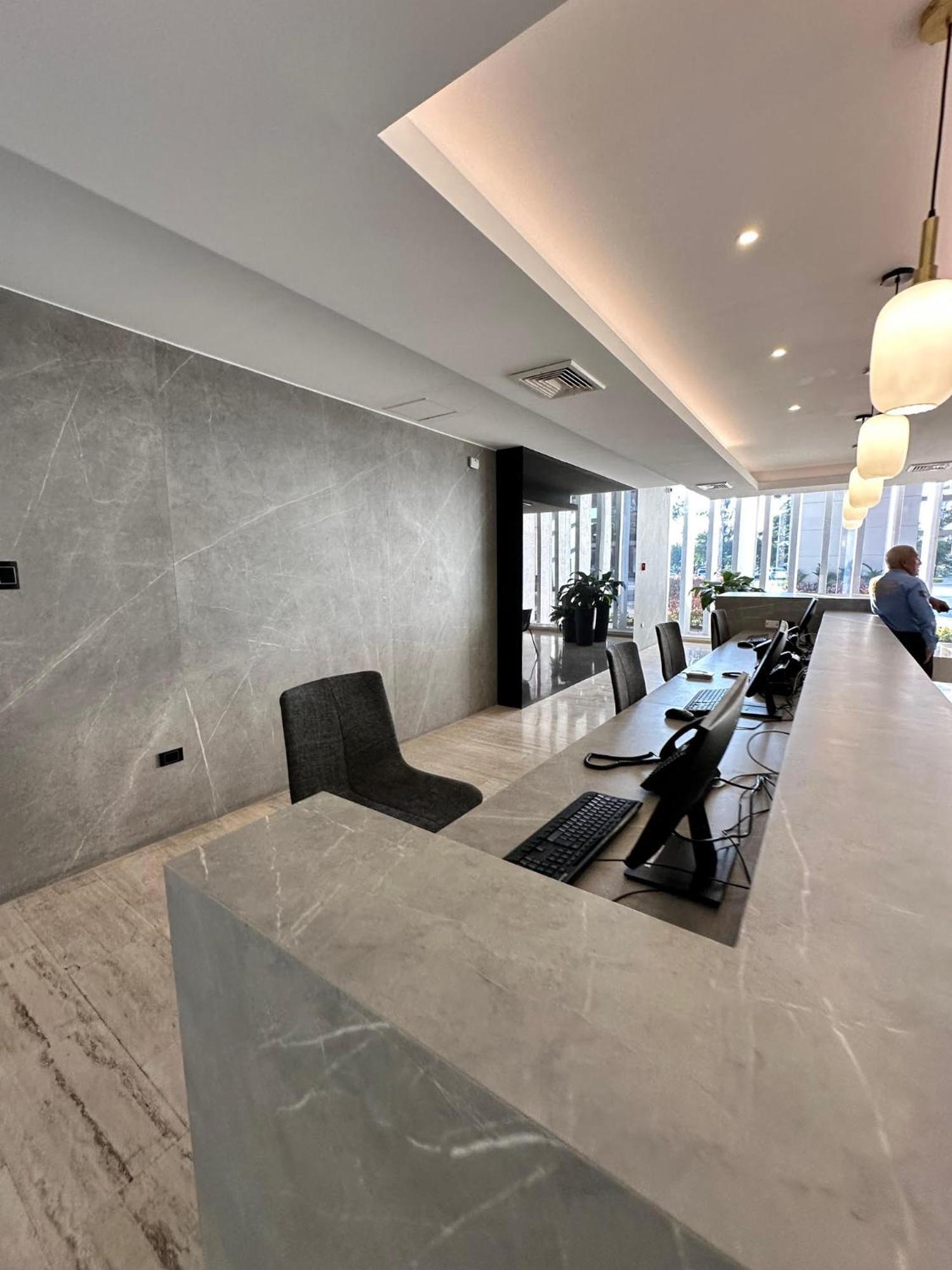 Eurobuilding Tama San Cristobal Hotell Exteriör bild